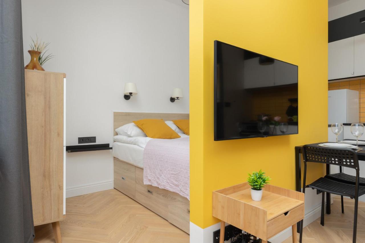 Mokotow Sw Boboli By Renters Apartment